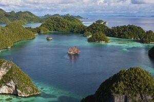 Pemerintah Pastikan Investasi Selaras dengan Konservasi Raja Ampat
