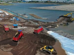 Pemerintah Bangun Tanggul Laut Raksasa Pantura Jawa Guna Lindungi Wilayah Pesisir