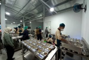 Pemerintah Komitmen Lakukan Intervensi Gizi melalui Alokasi 335 T untuk Program MBG