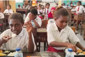 Tokoh Adat Papua Tegas Mendukung MBG Demi Masa Depan Anak Bangsa