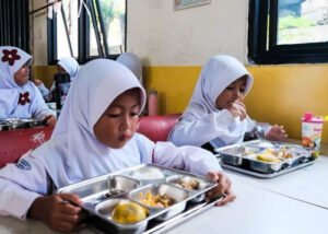 Pemerintah Pastikan Program MBG Tetap Berjalan, Fokus pada Evaluasi dan Peningkatan Kualitas Gizi
