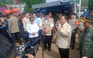 Presiden Prabowo Kembali Tegaskan Huntara Rampung dalam Sebulan untuk Korban Banjir Sumatera