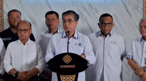 Pemerintah Libatkan Buruh dan Pengusaha dalam Penyusunan UMP 2026