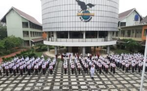 Program Sekolah Garuda Diperkokoh, Pemerintah Siapkan Jalur Beasiswa S1 untuk Lulusan Terbaik