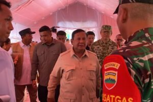 Presiden Prabowo: Segera Penuhi Kebutuhan Dasar Para Pengungsi, Terutama Air Bersih dan Toilet Portabel