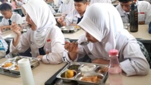 Pemerintah Perketat SOP MBG untuk Tingkatkan Keamanan Layanan Nutrisi Anak