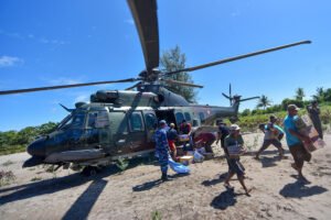 Pengiriman Bantuan Melalui Udara Ditingkatkan untuk Wilayah Terisolasi di Sumatra