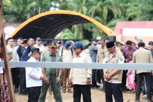 Presiden Prabowo Tegaskan Pemerintah Siap Bangun Hunian Sementara untuk Korban Banjir Sumatera dalam Sebulan