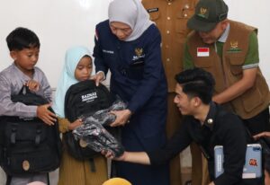 Negara Hadir Pascabanjir Sumatera, 20 Ribu Paket Sekolah Disalurkan untuk Siswa