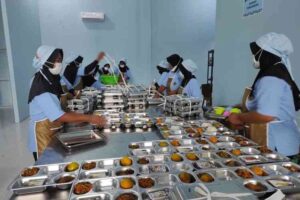 MBG Dapat Respons Positif, Publik Nilai Program Beri Manfaat Nyata
