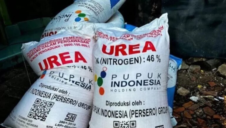 Presiden Prabowo Pangkas Harga Pupuk Subsidi Ringankan Beban Petani