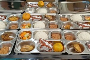 Program Makan Bergizi Gratis Tetap Berjalan, Pemerintah Tingkatkan Dukungan dan Pengawasan
