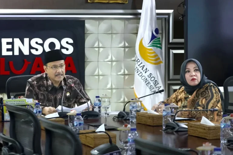 Perlindungan Kesehatan, Pendidikan, dan Bansos Disiapkan bagi Korban Karhutla